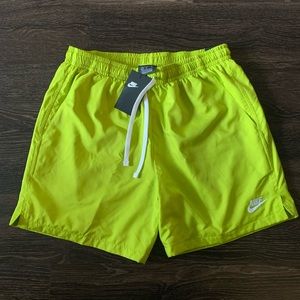 nike club essentials woven flow shorts black